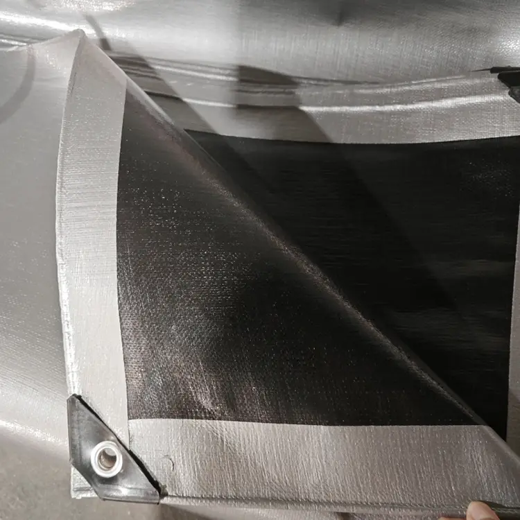 Itim na Silver 240 Birhen Pe Tarpaulin