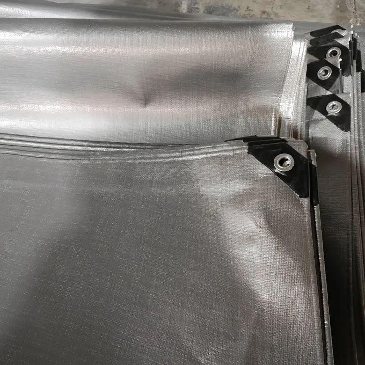 Itim na Silver 240 Birhen Pe Tarpaulin